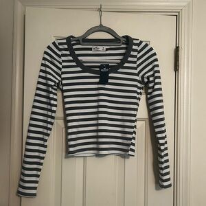 NWT Hollister Ribbed Sage Green and White Striped Long Sleeve Tee